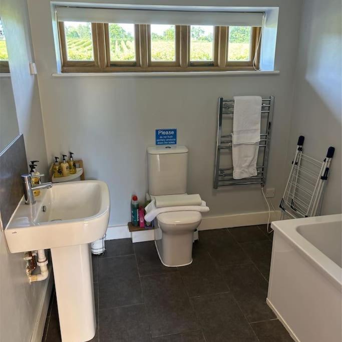 4 Coopers Cottages, Bodiam, East Sussex Bagian luar foto